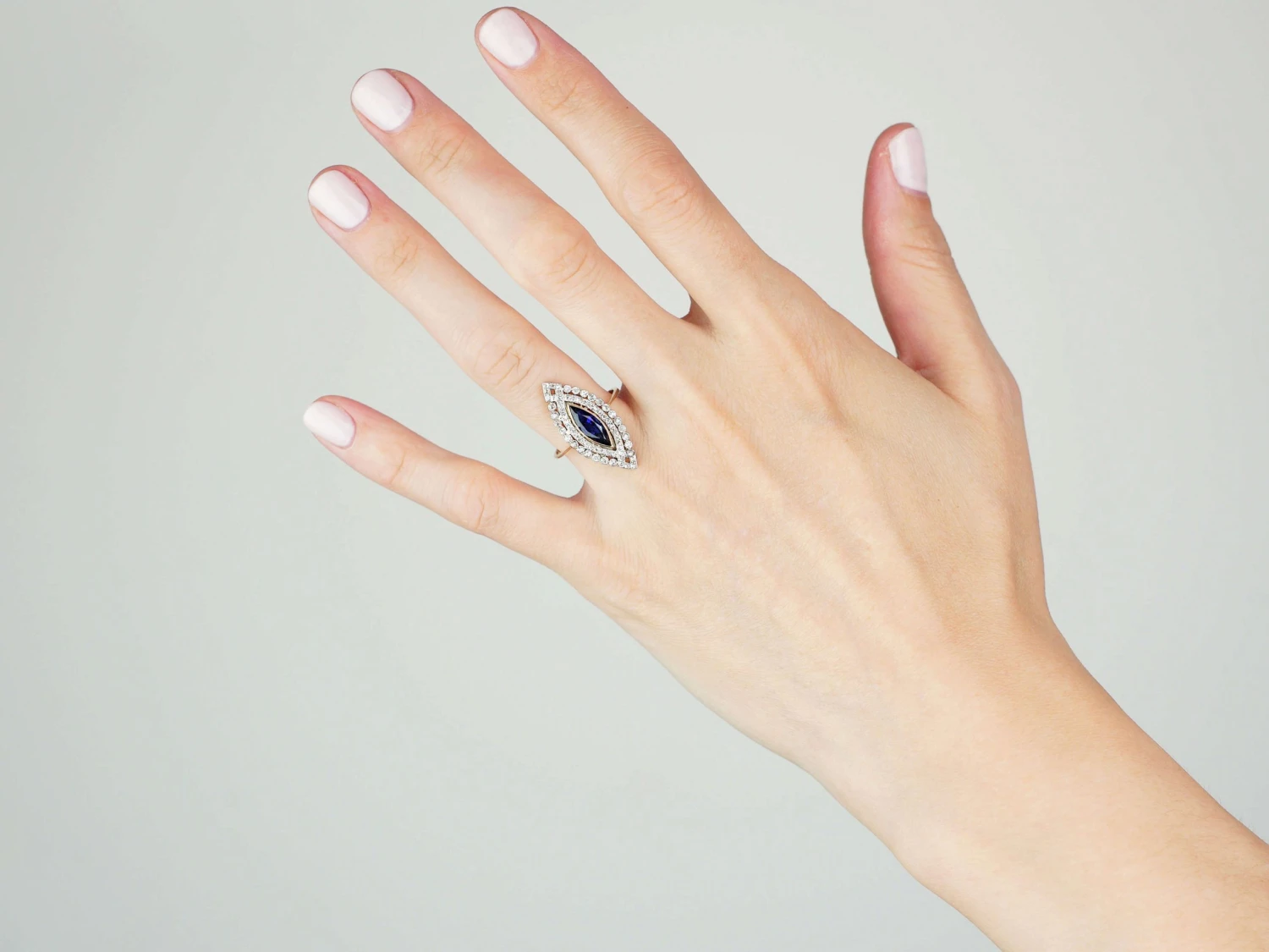 French Art Deco 18ct Gold & Platinum, Sapphire & Diamond Marquise Ring 4 French Art Deco 18ct Gold & Platinum, Sapphire & Diamond Marquise Ring - Image 2