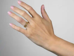 Victorian 18ct Gold Decorated Wedding Band -Antique Jewellery Company 0ea2c5f7 dscf8417