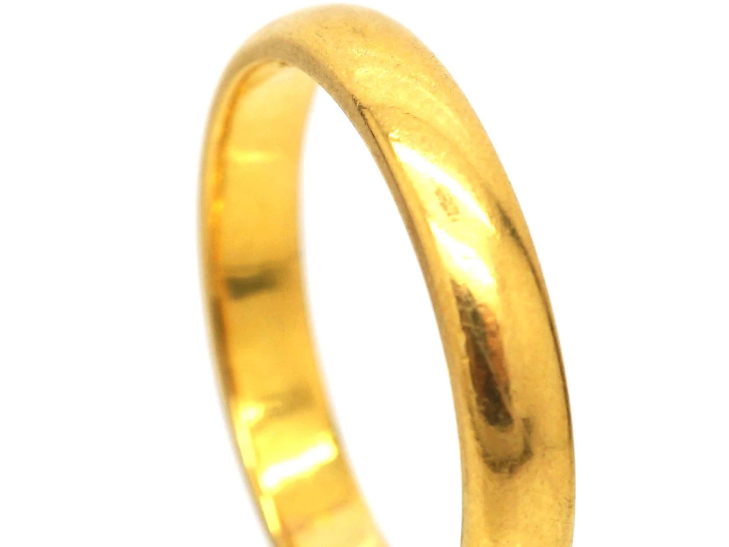 22ct Gold Wedding Ring Made In 1930 4 22ct Gold Wedding Ring Made In 1930 - Image 2