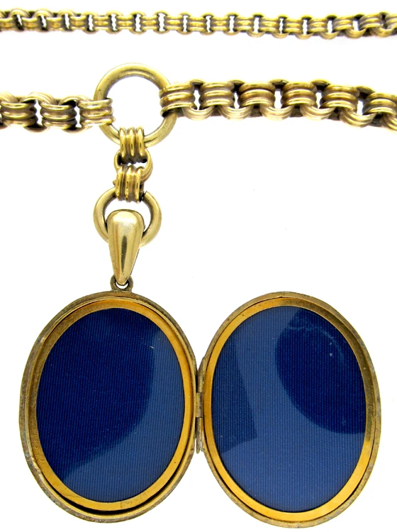 Victorian Silver Gilt Locket On Original Silver Gilt Chain 7 Victorian Silver Gilt Locket On Original Silver Gilt Chain - Image 5