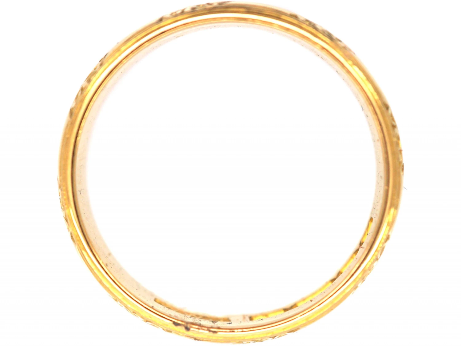 22ct Gold Ring With Decorated Slanting Bands 5 22ct Gold Ring With Decorated Slanting Bands - Image 3