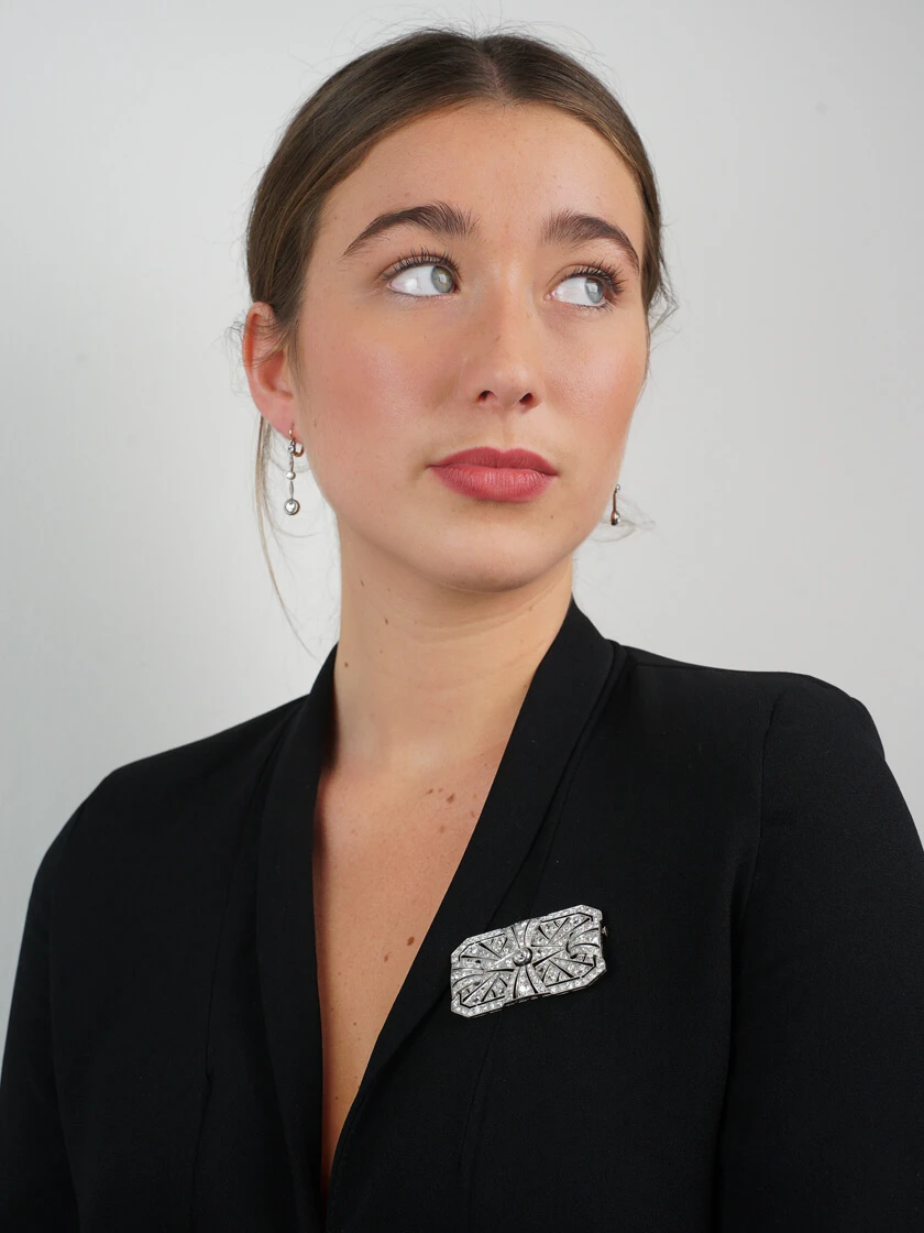 Large Art Deco Platinum & Diamond Rectangular Brooch 4 Large Art Deco Platinum & Diamond Rectangular Brooch - Image 2