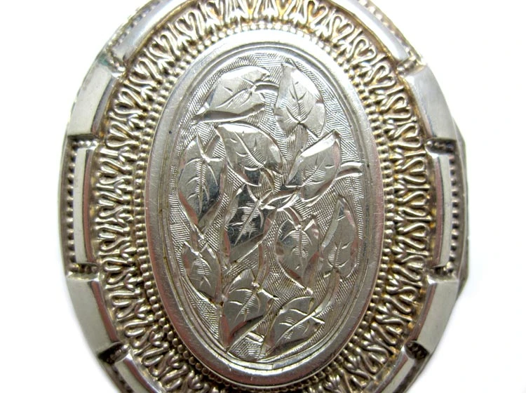 Silver Victorian Double Sided Engraved Locket 5 Silver Victorian Double Sided Engraved Locket - Image 3