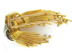 Kutchinksy 18ct Gold, Diamond & Ruby Spray 7 Kutchinksy 18ct Gold, Diamond & Ruby Spray -Antique Jewellery Company 22c