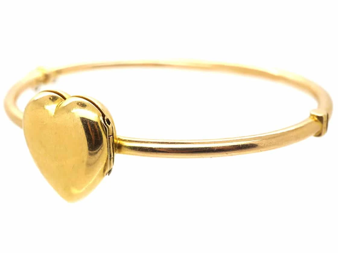Edwardian 15ct Gold Heart Shape Locket On Bangle 8 Edwardian 15ct Gold Heart Shape Locket On Bangle - Image 6