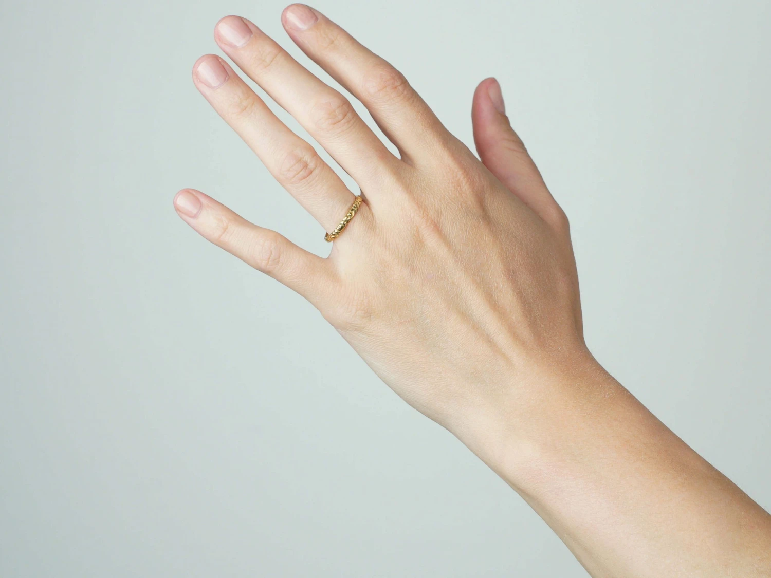 Georgian 18ct Gold Wedding Band With Repoussé Decoration 4 Georgian 18ct Gold Wedding Band With Repoussé Decoration - Image 2