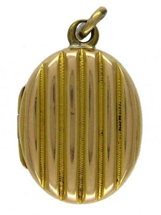 Victorian 15ct Gold Oval Locket With Stripe Detail 4 Victorian 15ct Gold Oval Locket With Stripe Detail - Image 2
