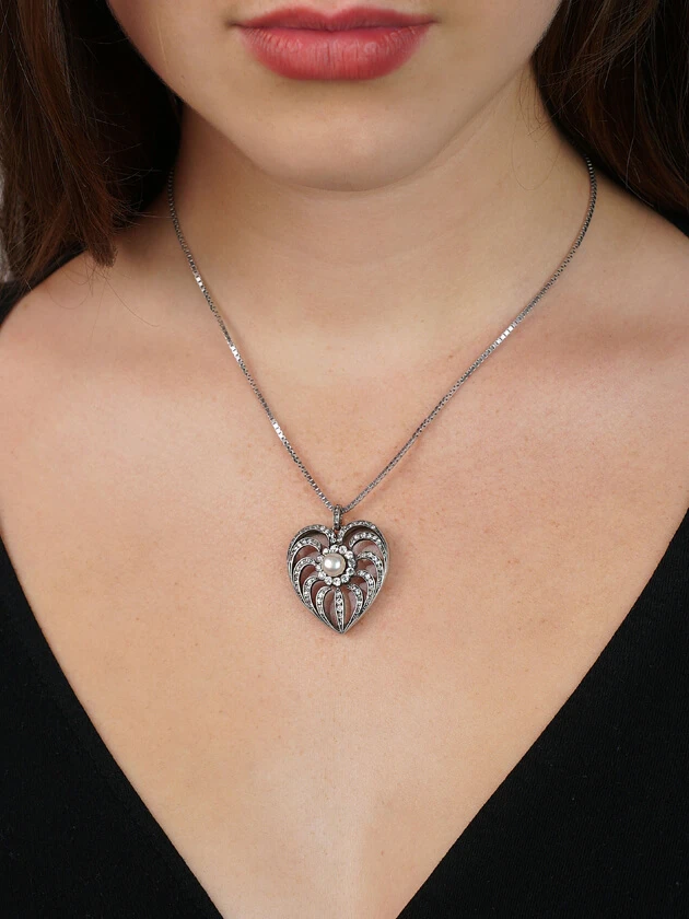 Diamond, Natural Pearl & Rock Crystal Edwardian Heart Pendant 4 Diamond, Natural Pearl & Rock Crystal Edwardian Heart Pendant - Image 2