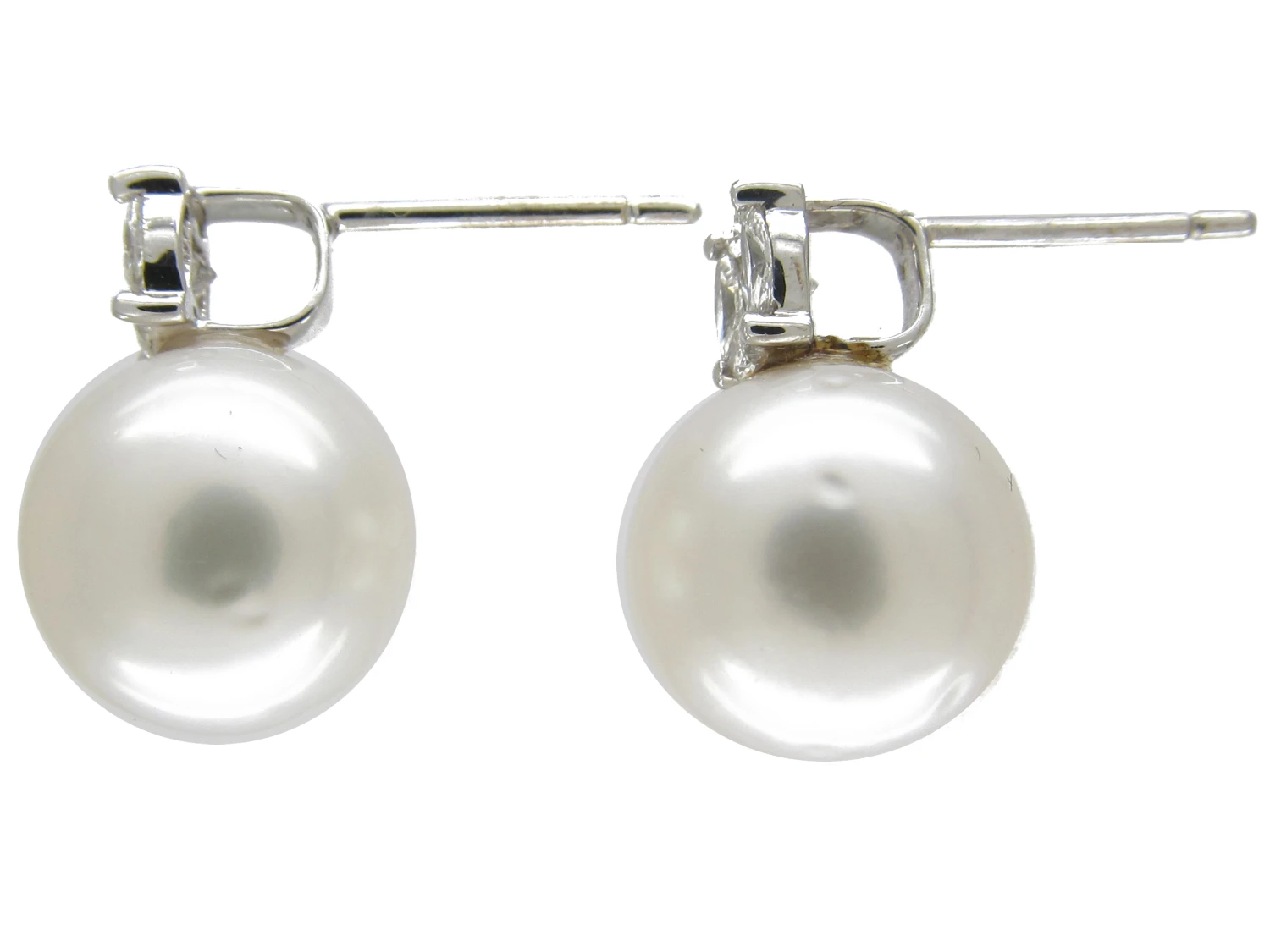 Large Cultured Pearl & Diamond Earstuds 4 Large Cultured Pearl & Diamond Earstuds - Image 2