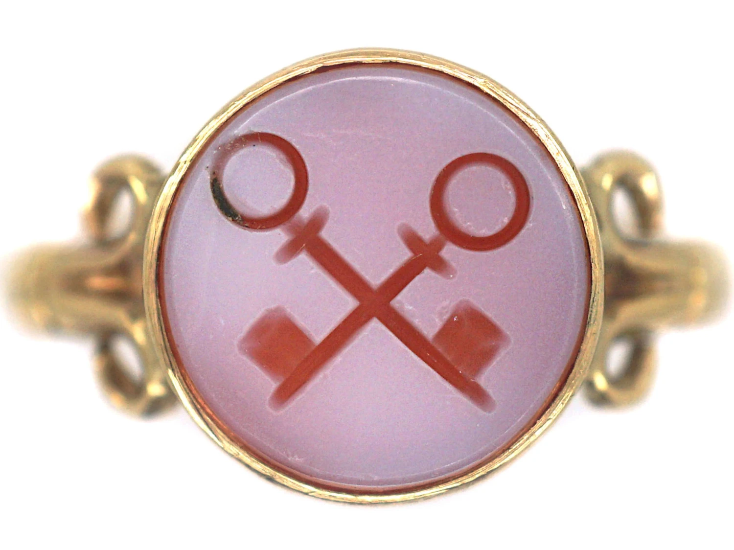 Victorian 9ct Gold Signet Ring Set With A Carnelian With Intaglio Of Two Cross Keys 3 Victorian 9ct Gold Signet Ring Set With A Carnelian With Intaglio Of Two Cross Keys