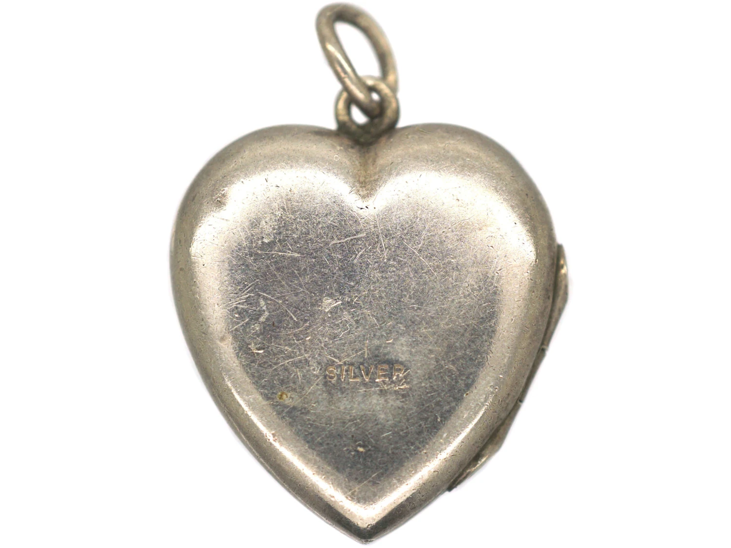 Silver Heart Locket With Engraved Flower & Leaves 5 Silver Heart Locket With Engraved Flower & Leaves - Image 3