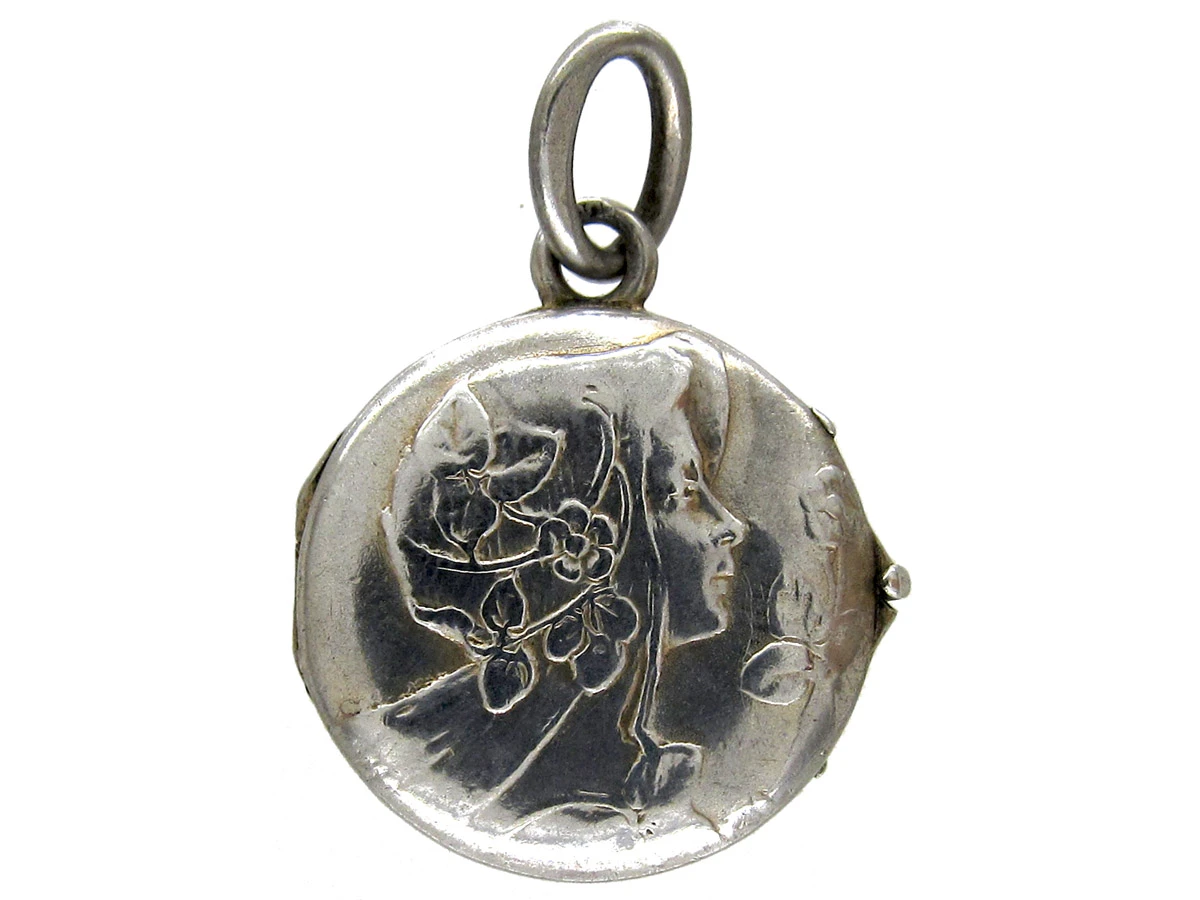 Small Silver Art Nouveau Locket 3 Small Silver Art Nouveau Locket