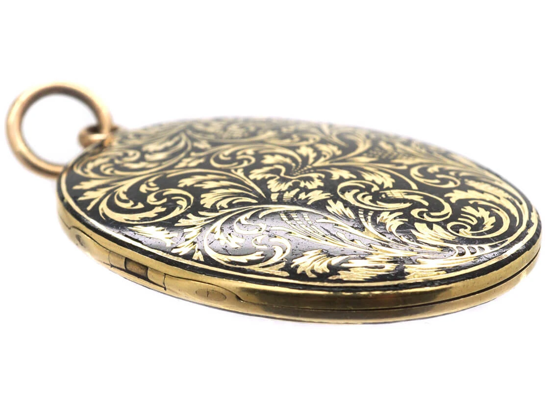Victorian 18ct Gold & Black Enamel Oval Mourning Locket 5 Victorian 18ct Gold & Black Enamel Oval Mourning Locket - Image 3