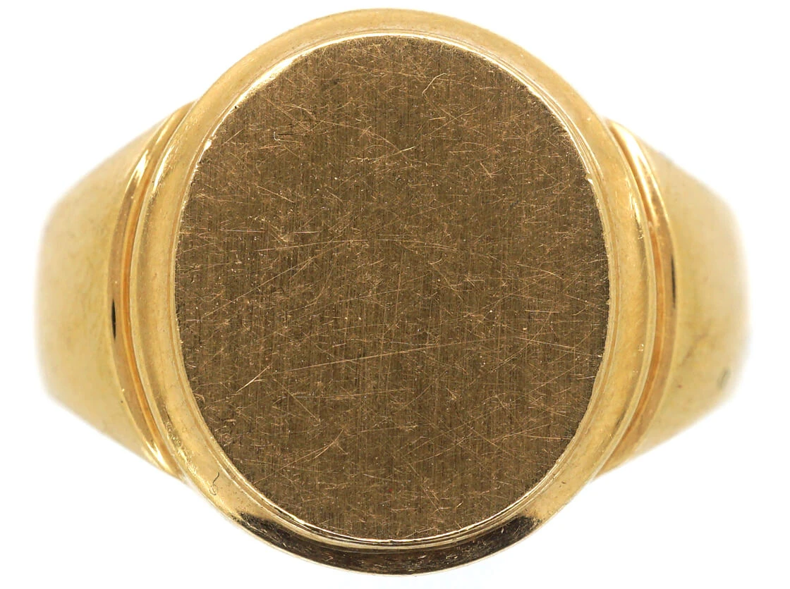 French Early 20th Century 18ct Gold Plain Signet Ring 3 French Early 20th Century 18ct Gold Plain Signet Ring
