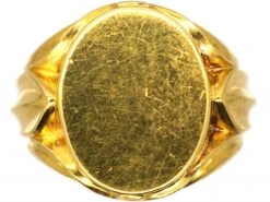 Victorian 18ct Gold Signet Ring With Ornate Triple Leaf Shoulders