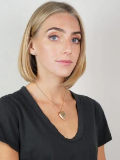 Large Edwardian 10ct Gold Heart Shaped Locket Set With Three Emeralds 9 Large Edwardian 10ct Gold Heart Shaped Locket Set With Three Emeralds -Antique Jewellery Company 45c4f176 nsf06948 scaled 1