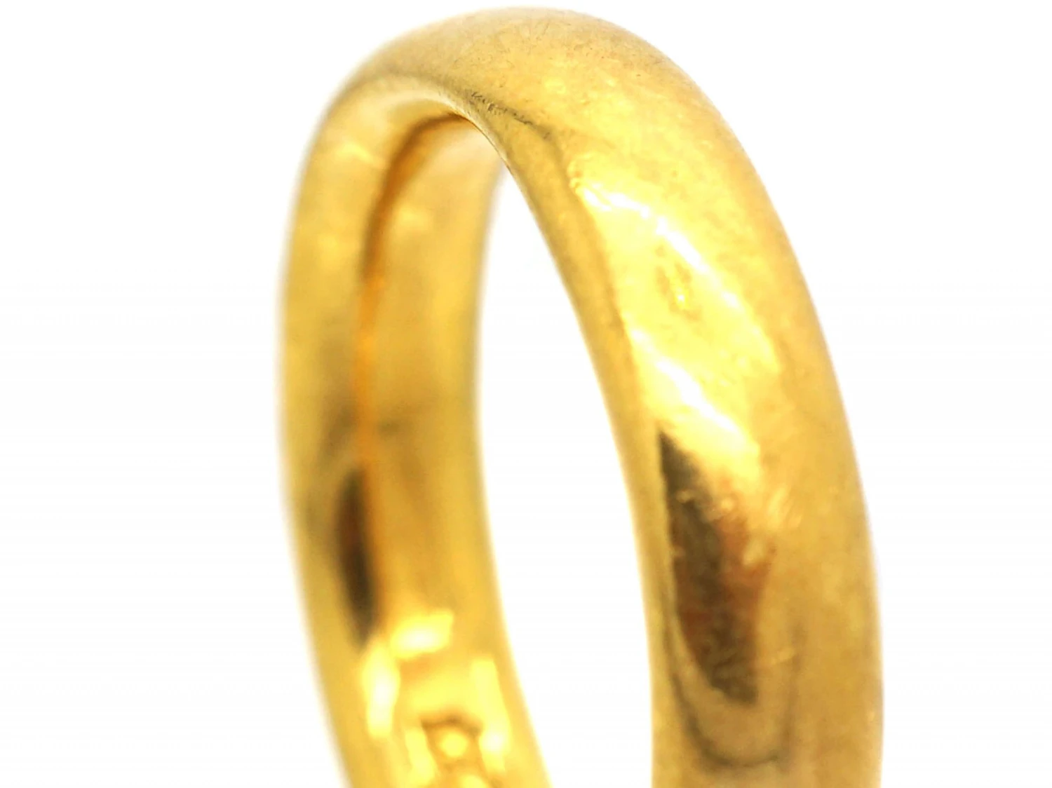 22ct Gold Wide Wedding Ring Assayed In 1925 4 22ct Gold Wide Wedding Ring Assayed In 1925 - Image 2