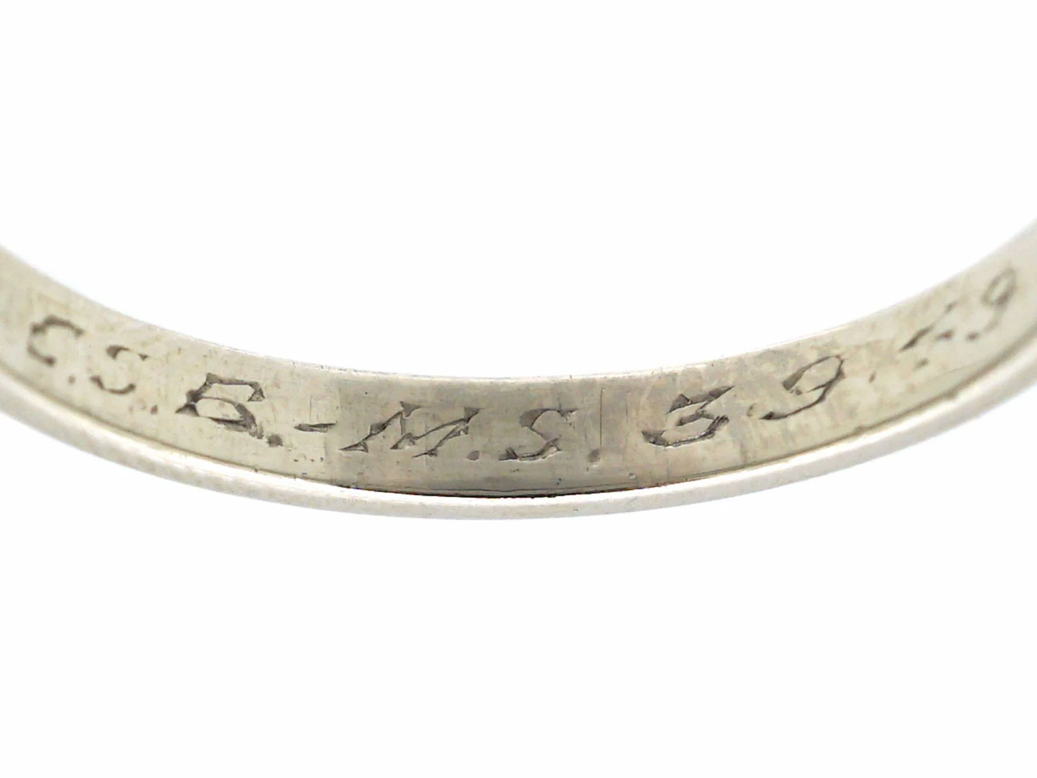 Retro Platinum Wedding Ring 6 Retro Platinum Wedding Ring - Image 4