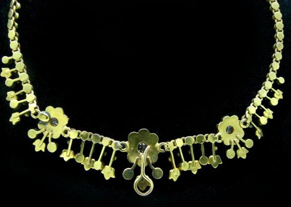 Split-Pearl & Diamond Necklace 5 Split-Pearl & Diamond Necklace - Image 3