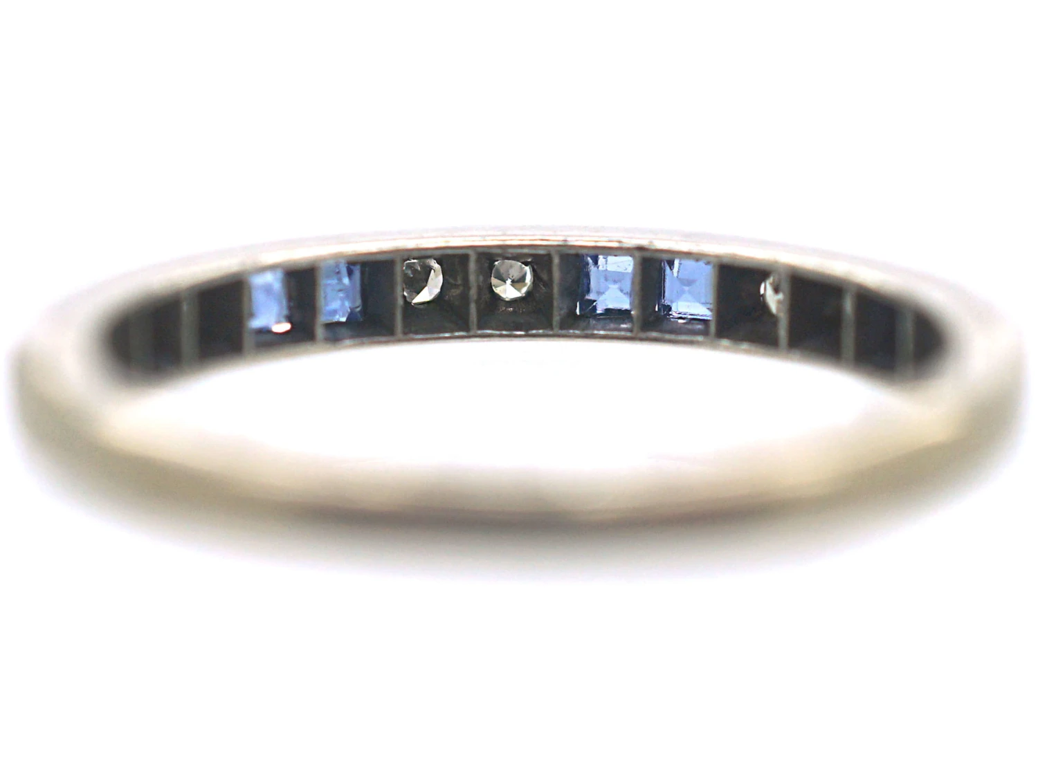 Art Deco 18ct White Gold Sapphire & Diamond Half Eternity Ring 7 Art Deco 18ct White Gold Sapphire & Diamond Half Eternity Ring - Image 5