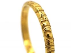 Georgian 18ct Gold Wedding Band With Repoussé Decoration 9 Georgian 18ct Gold Wedding Band With Repoussé Decoration -Antique Jewellery Company 5d092765 dsc09974 scaled 1