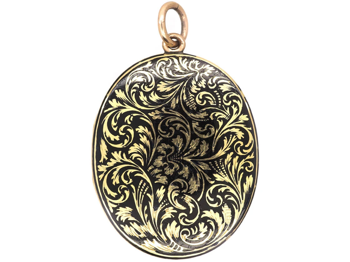 Victorian 18ct Gold & Black Enamel Oval Mourning Locket 3 Victorian 18ct Gold & Black Enamel Oval Mourning Locket
