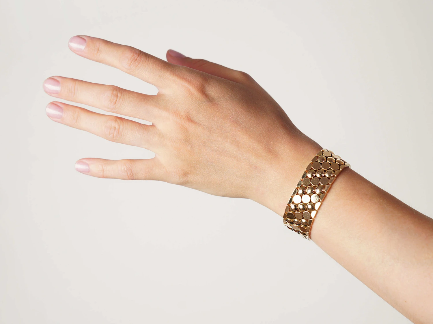 18ct Gold Articulated Bracelet 10 18ct Gold Articulated Bracelet - Image 8