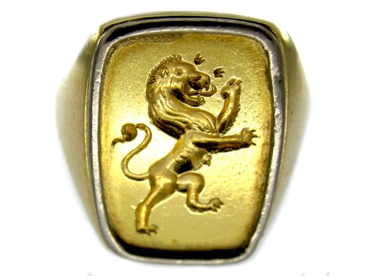 Signet Ring With Rampant Lion 3 Signet Ring With Rampant Lion