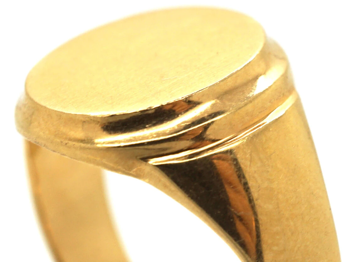 French Early 20th Century 18ct Gold Plain Signet Ring 4 French Early 20th Century 18ct Gold Plain Signet Ring - Image 2