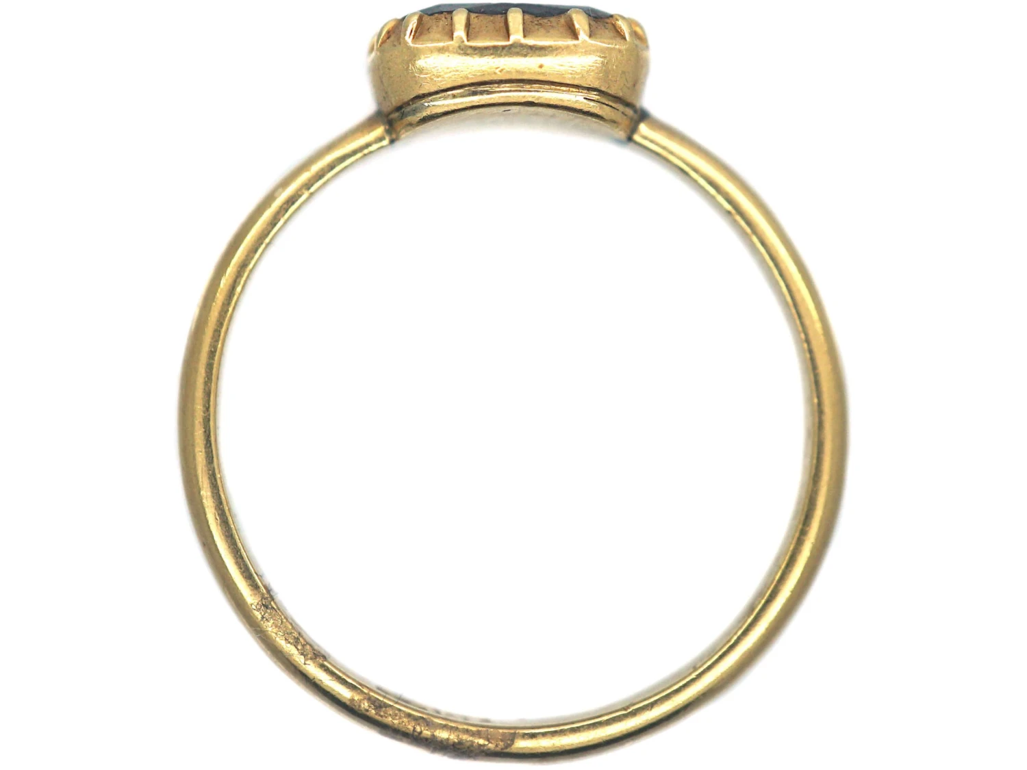 Victorian 18ct Gold & Garnet Ring 6 Victorian 18ct Gold & Garnet Ring - Image 4