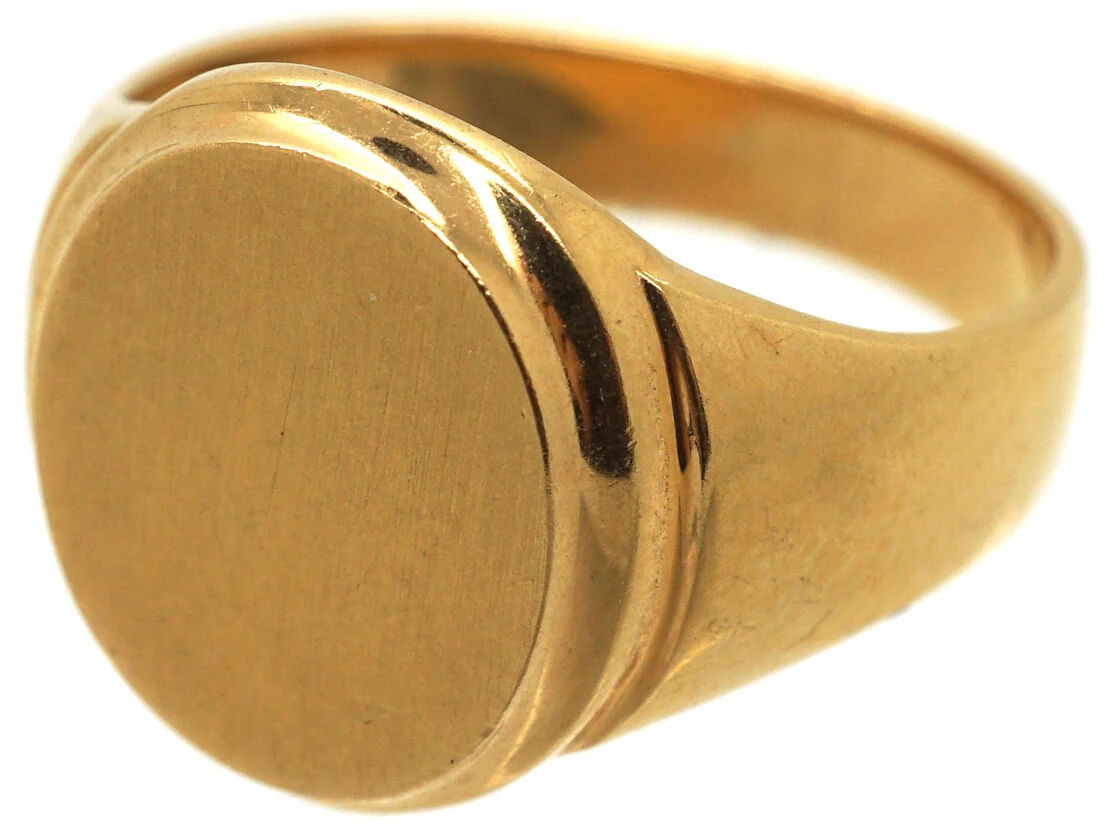 French Early 20th Century 18ct Gold Plain Signet Ring 8 French Early 20th Century 18ct Gold Plain Signet Ring - Image 6