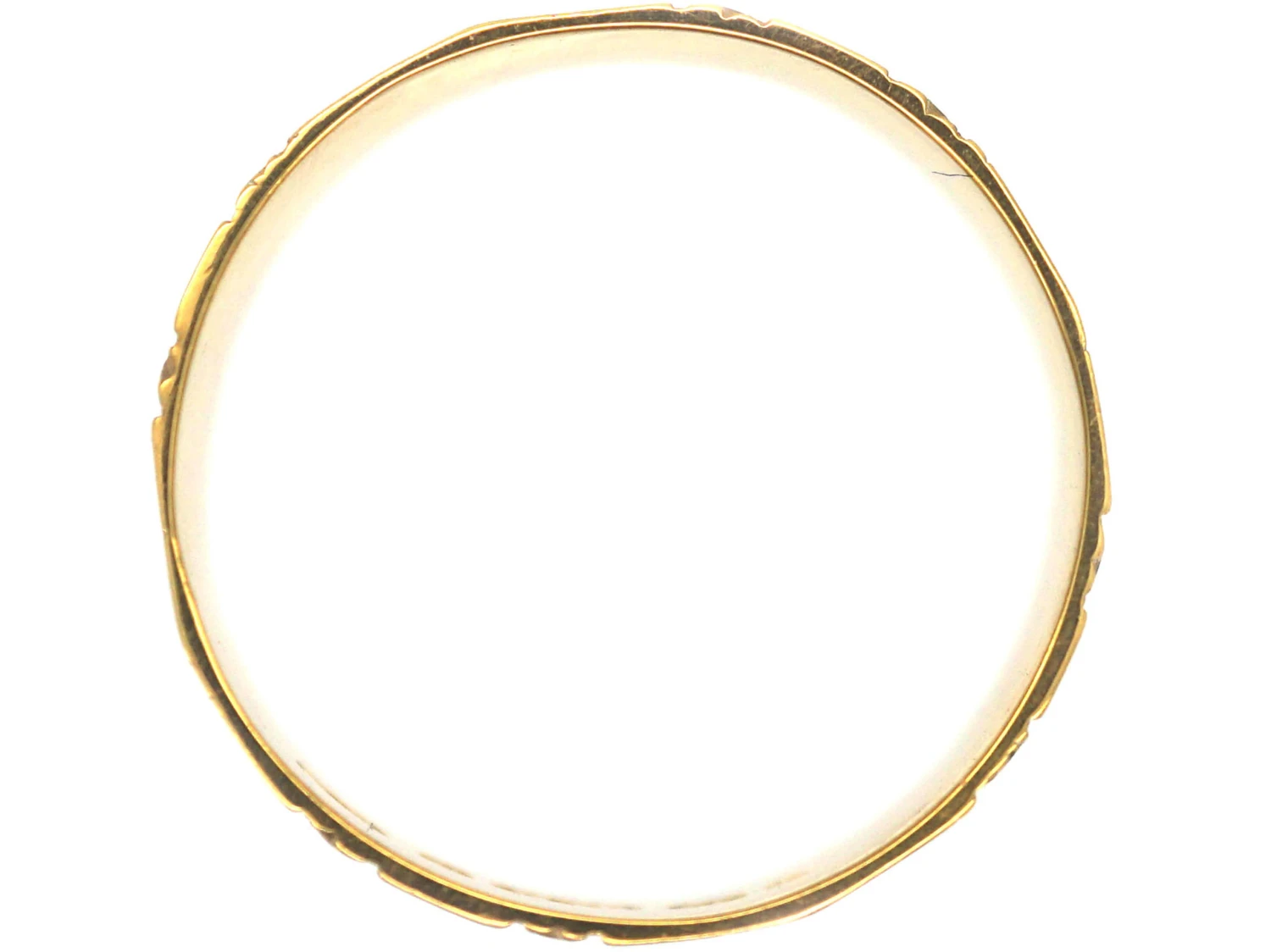 Edwardian Large 9ct Gold Wide Engraved Wedding Ring 6 Edwardian Large 9ct Gold Wide Engraved Wedding Ring - Image 4