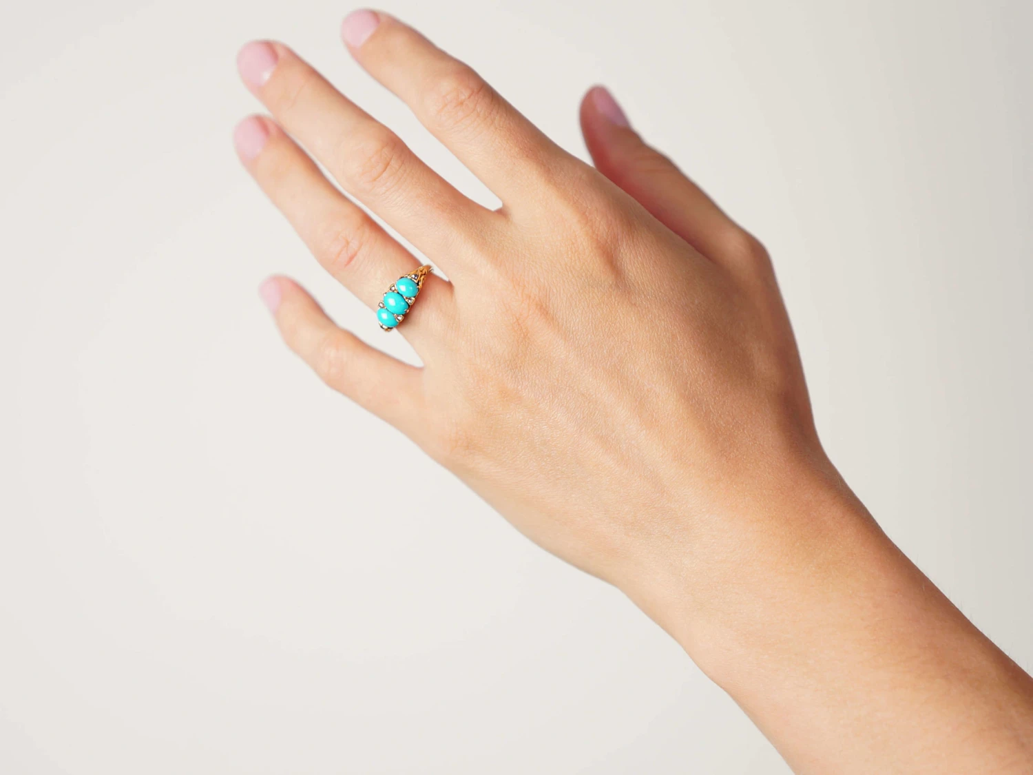 Victorian 18ct Gold Three Stone Turquoise & Rose Diamond Ring 4 Victorian 18ct Gold Three Stone Turquoise & Rose Diamond Ring - Image 2