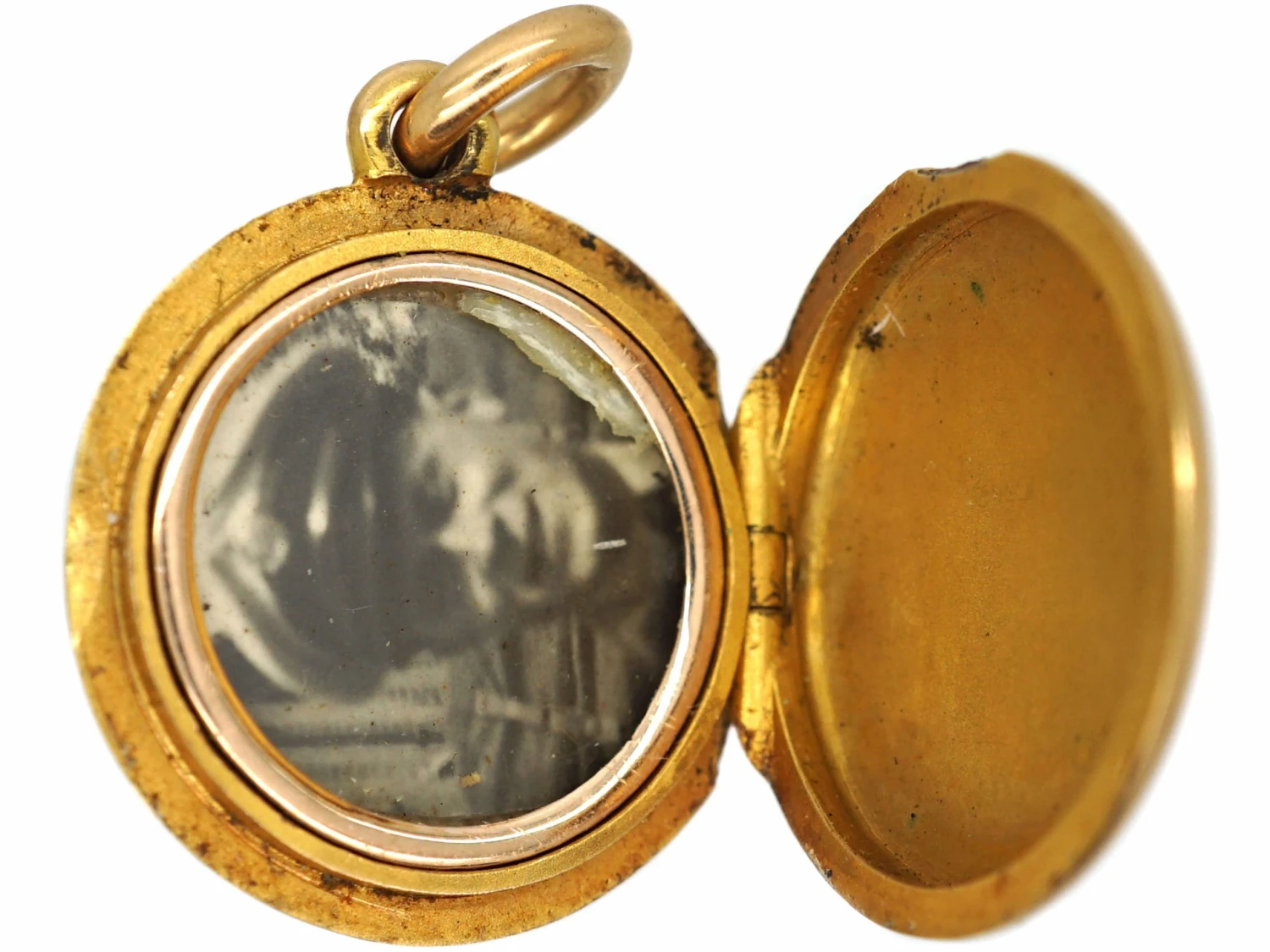 Edwardian 15ct Gold Round Locket Set With Turquoise Representing Forget Me Not 4 Edwardian 15ct Gold Round Locket Set With Turquoise Representing Forget Me Not - Image 2