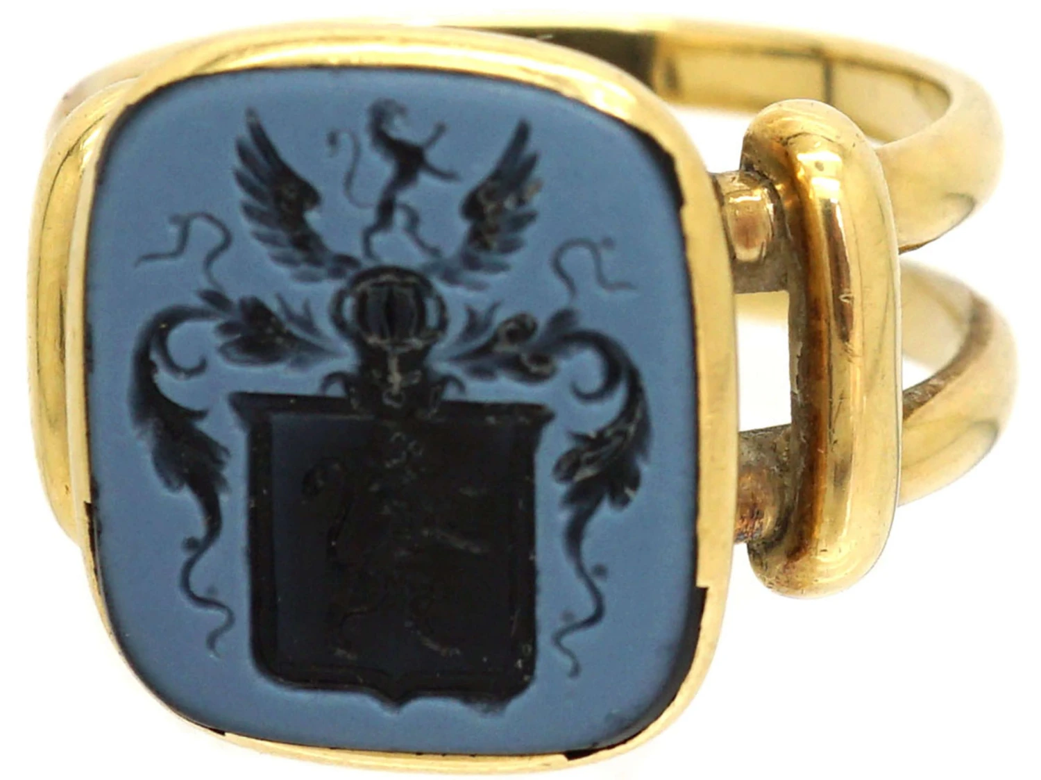 Victorian 18ct Gold Signet Ring With Banded Onyx Intaglio Of A Crest 9 Victorian 18ct Gold Signet Ring With Banded Onyx Intaglio Of A Crest - Image 7