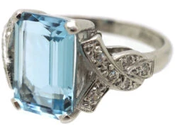 18ct White Gold Rectangular Aquamarine & Diamond Ring 15 18ct White Gold Rectangular Aquamarine & Diamond Ring -Antique Jewellery Company 8e0f0374 dsc01004