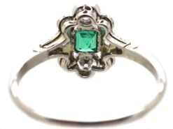 Edwardian 18ct White Gold & Platinum, Emerald & Diamond Ring -Antique Jewellery Company DSC00188