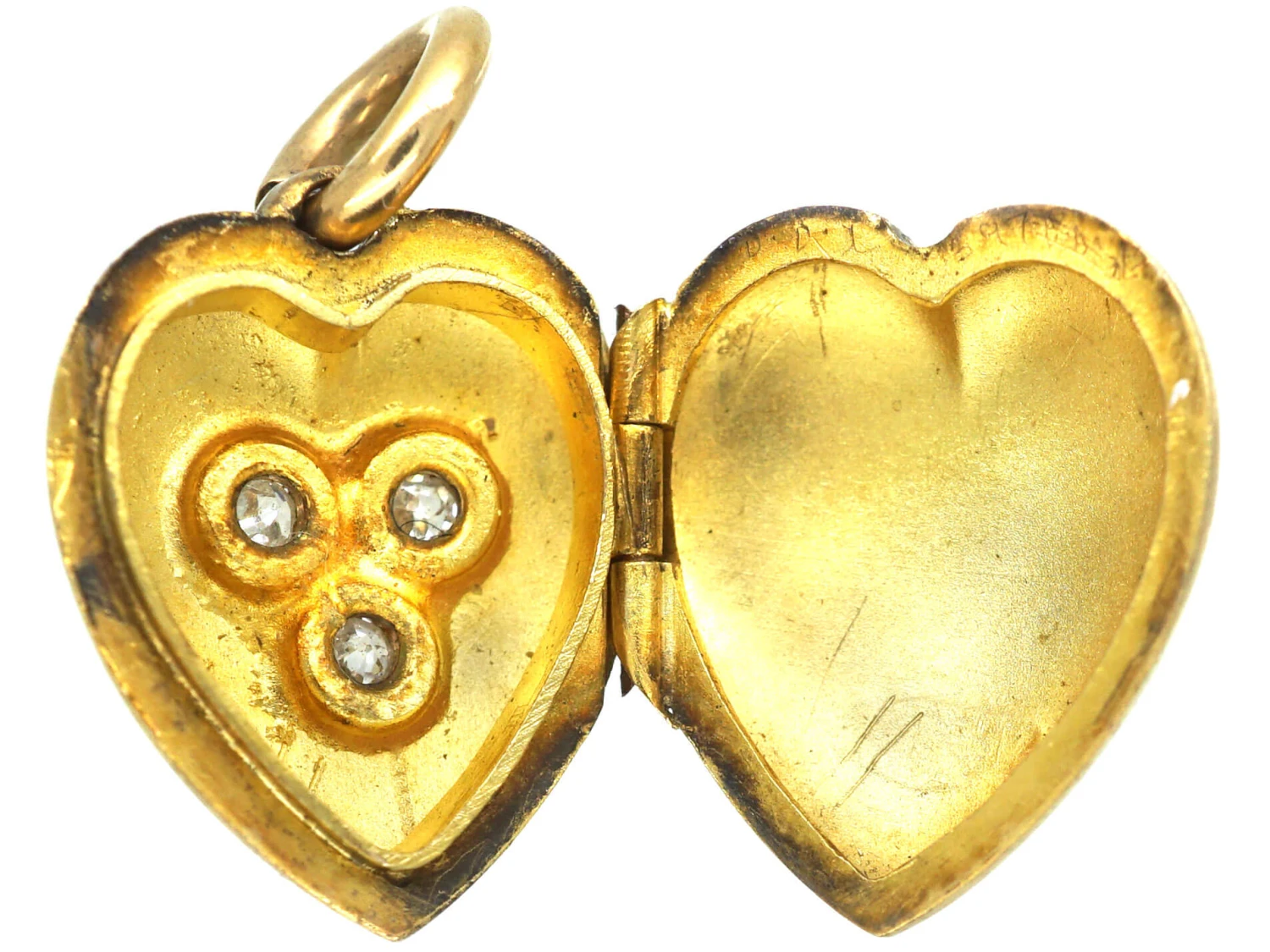 Edwardian 15ct Gold Heart Shaped Locket Set With Three Diamonds 4 Edwardian 15ct Gold Heart Shaped Locket Set With Three Diamonds - Image 2