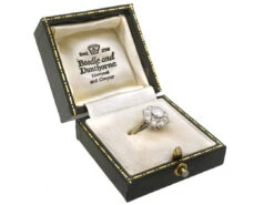 18ct White Gold & Platinum, Diamond Cluster Ring By Boodle & Dunthorne 20 18ct White Gold & Platinum, Diamond Cluster Ring By Boodle & Dunthorne -Antique Jewellery Company DSC00465