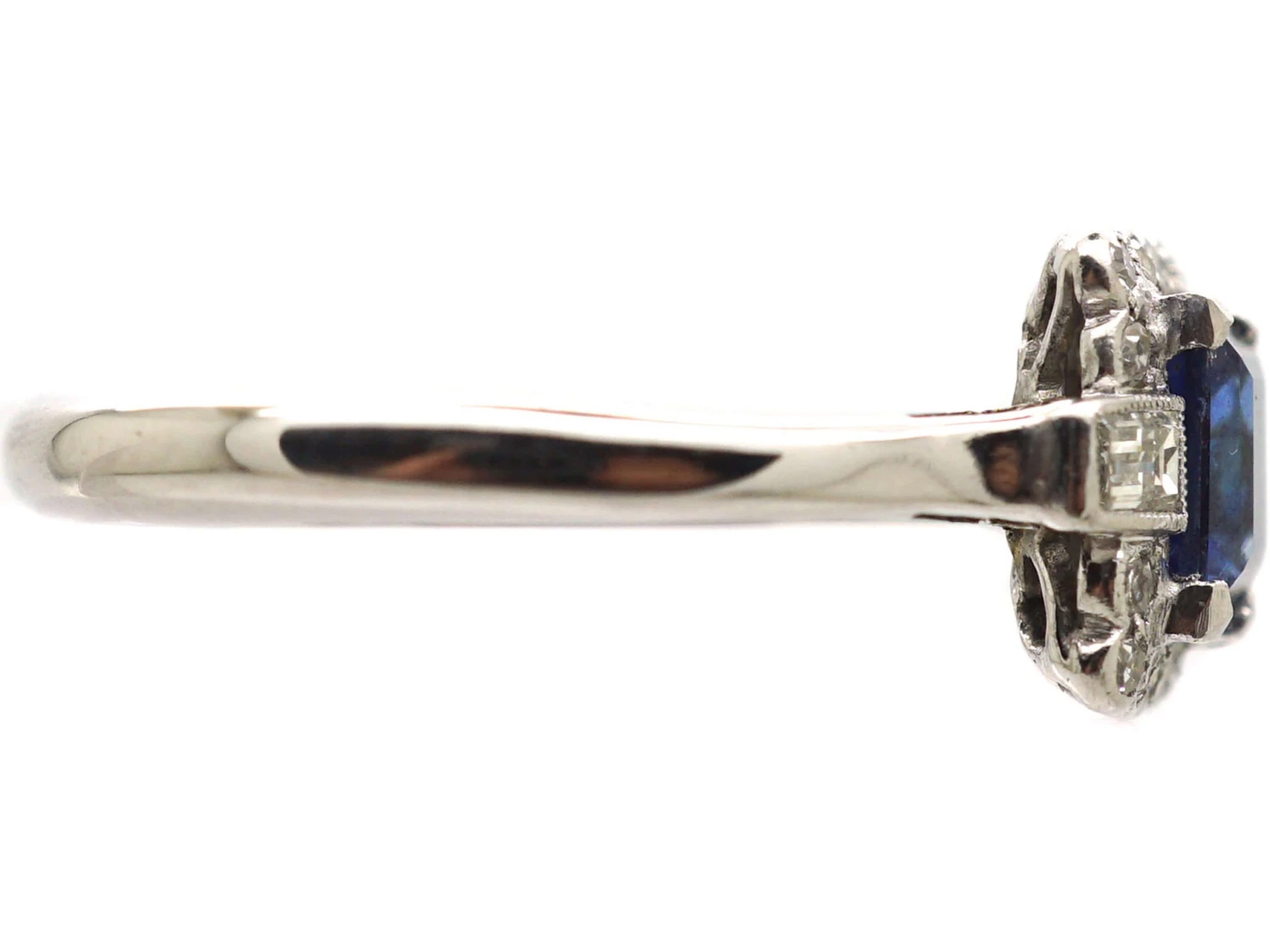 Art Deco 18ct White Gold, Rectangular Cut Sapphire & Diamond Ring 7 Art Deco 18ct White Gold, Rectangular Cut Sapphire & Diamond Ring - Image 5