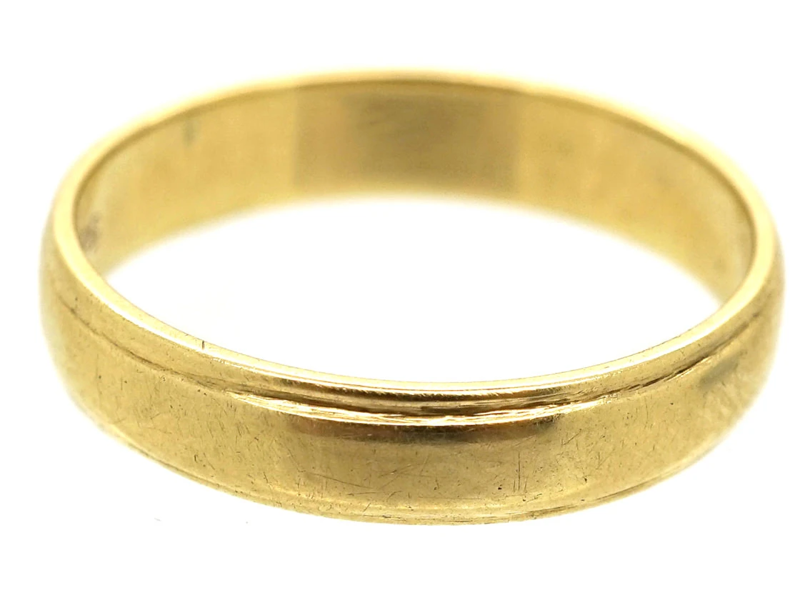 14ct Gold Wedding Band 8 14ct Gold Wedding Band - Image 6
