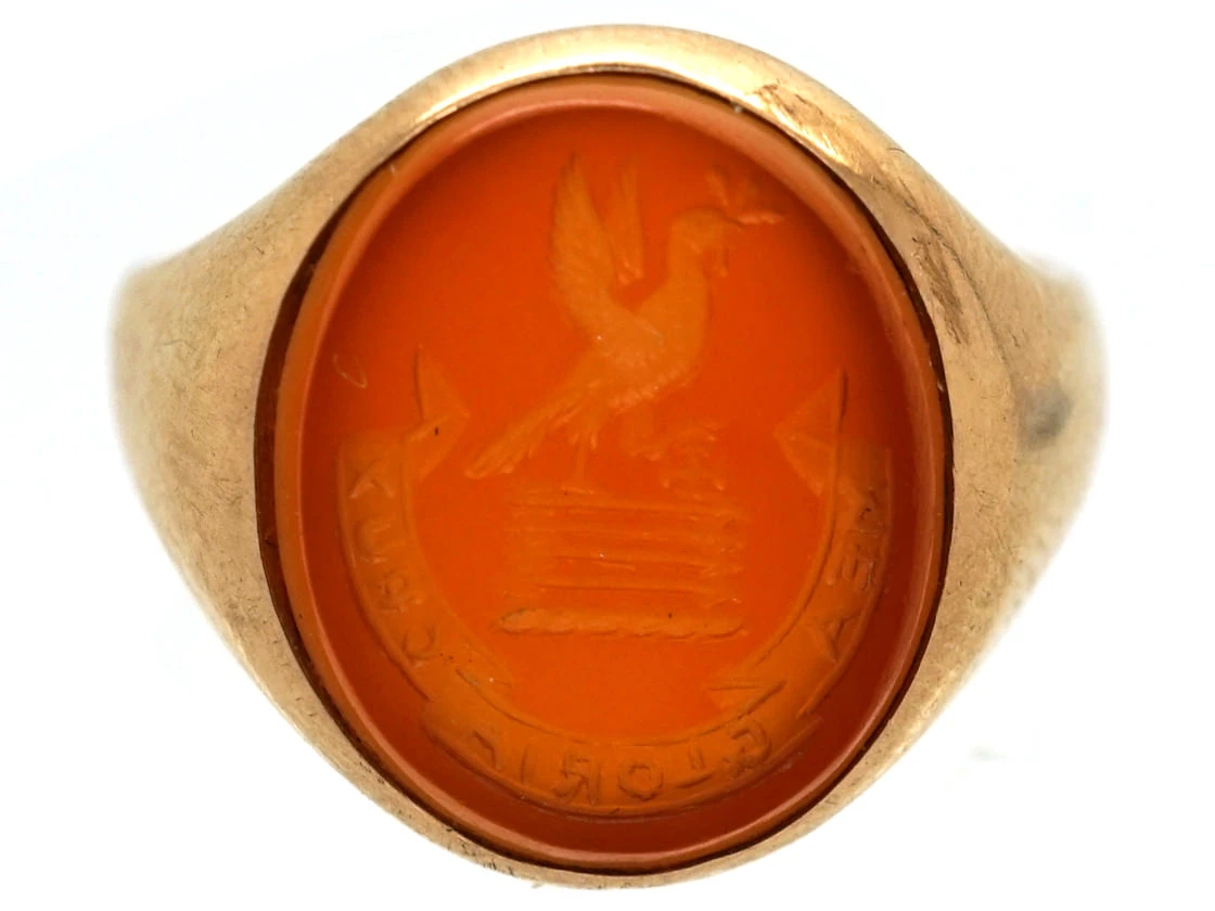 9ct Gold & Carnelian Intaglio With Crest Signet Ring 4 9ct Gold & Carnelian Intaglio With Crest Signet Ring - Image 2