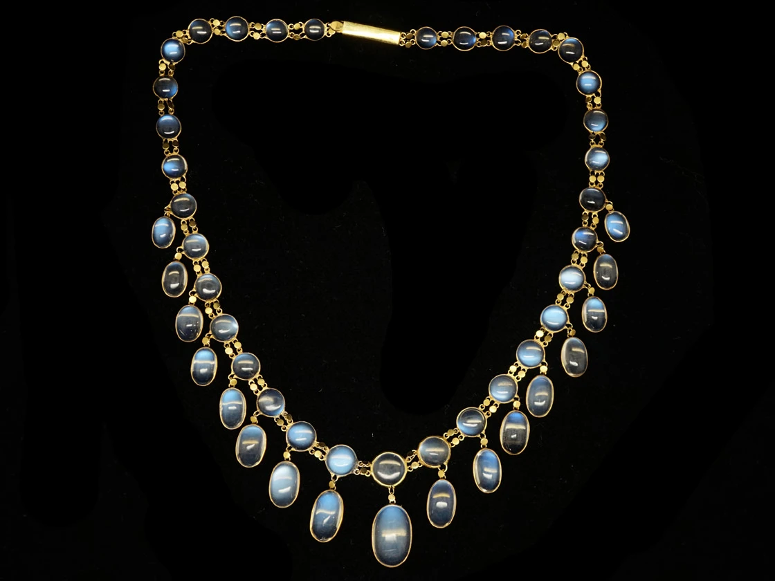 Edwardian 15ct Gold Moonstone Festoon Necklace 4 Edwardian 15ct Gold Moonstone Festoon Necklace - Image 2
