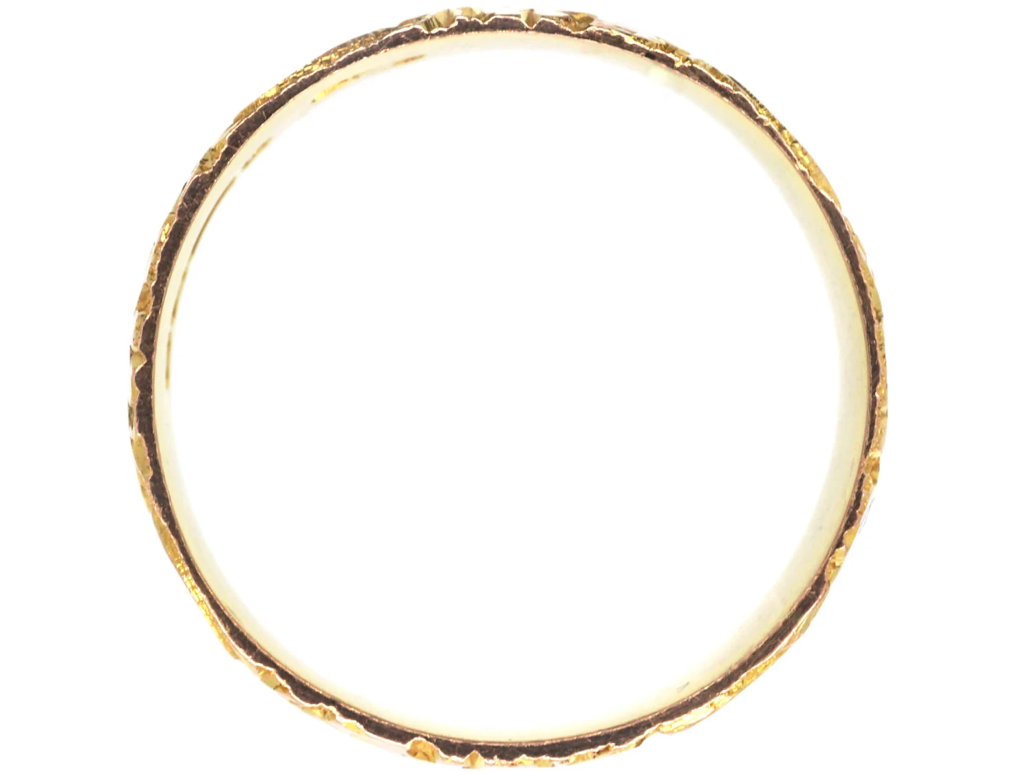 Edwardian 9ct Gold Wedding Band With Hearts Motif 5 Edwardian 9ct Gold Wedding Band With Hearts Motif - Image 3