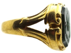 Victorian 18ct Gold Signet Ring With A Bloodstone Intaglio Of A Peacock & Crown 11 Victorian 18ct Gold Signet Ring With A Bloodstone Intaglio Of A Peacock & Crown -Antique Jewellery Company DSC01073