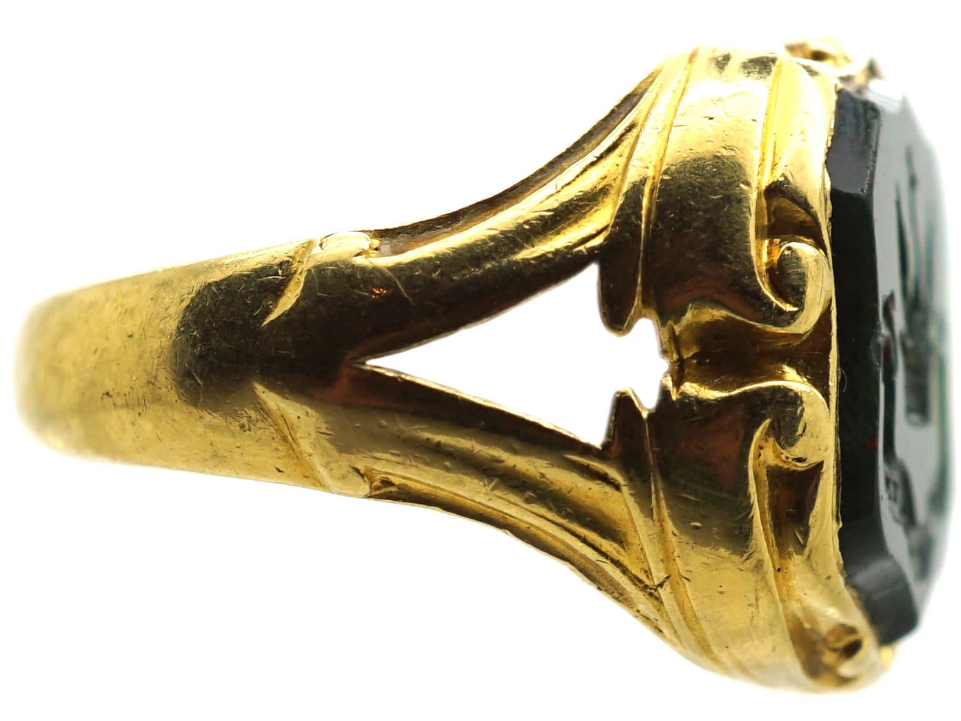 Victorian 18ct Gold Signet Ring With A Bloodstone Intaglio Of A Peacock & Crown 6 Victorian 18ct Gold Signet Ring With A Bloodstone Intaglio Of A Peacock & Crown - Image 4