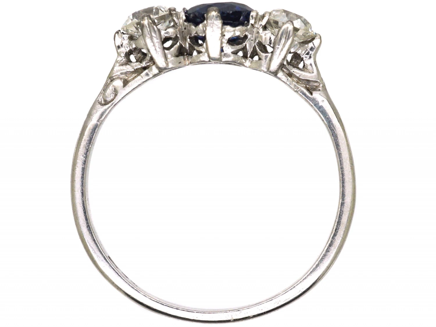 Early 20th Century Platinum, Sapphire & Diamond Three Stone Ring 5 Early 20th Century Platinum, Sapphire & Diamond Three Stone Ring - Image 3