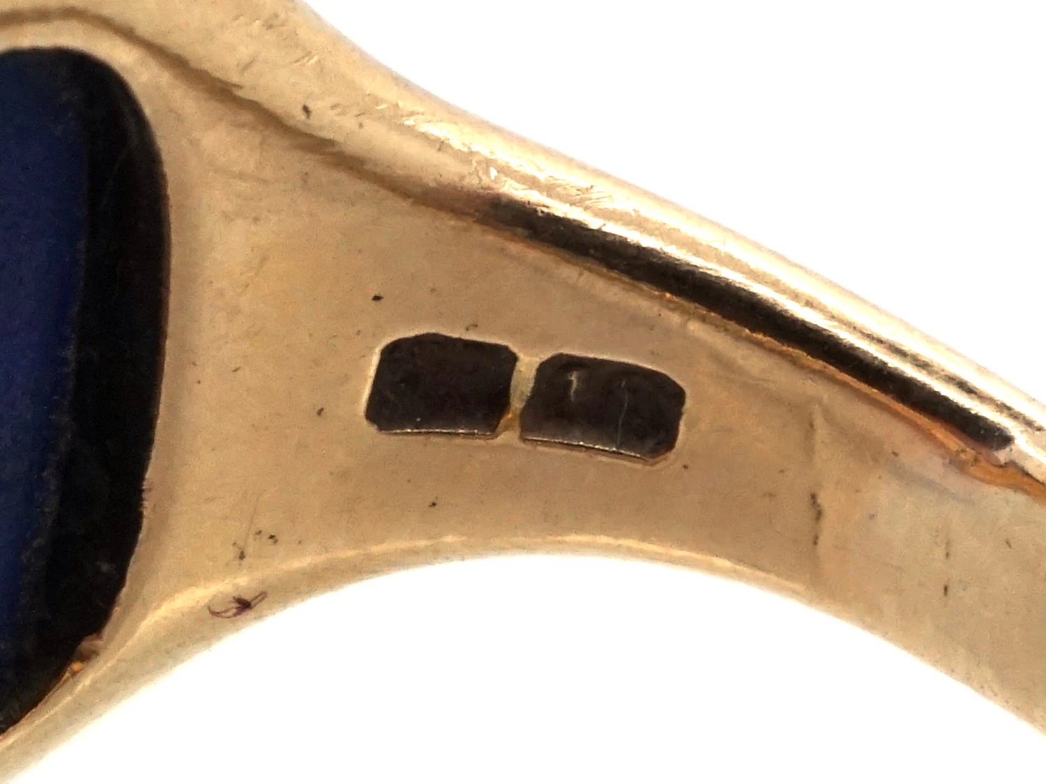 18ct Gold & Lapis Intaglio Signet Ring 6 18ct Gold & Lapis Intaglio Signet Ring - Image 4