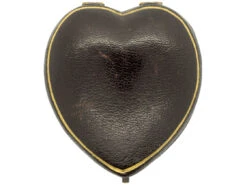 18ct Gold Victorian Heart Pendant With The Initial E In The Original Case 10 18ct Gold Victorian Heart Pendant With The Initial E In The Original Case -Antique Jewellery Company DSC01256 1