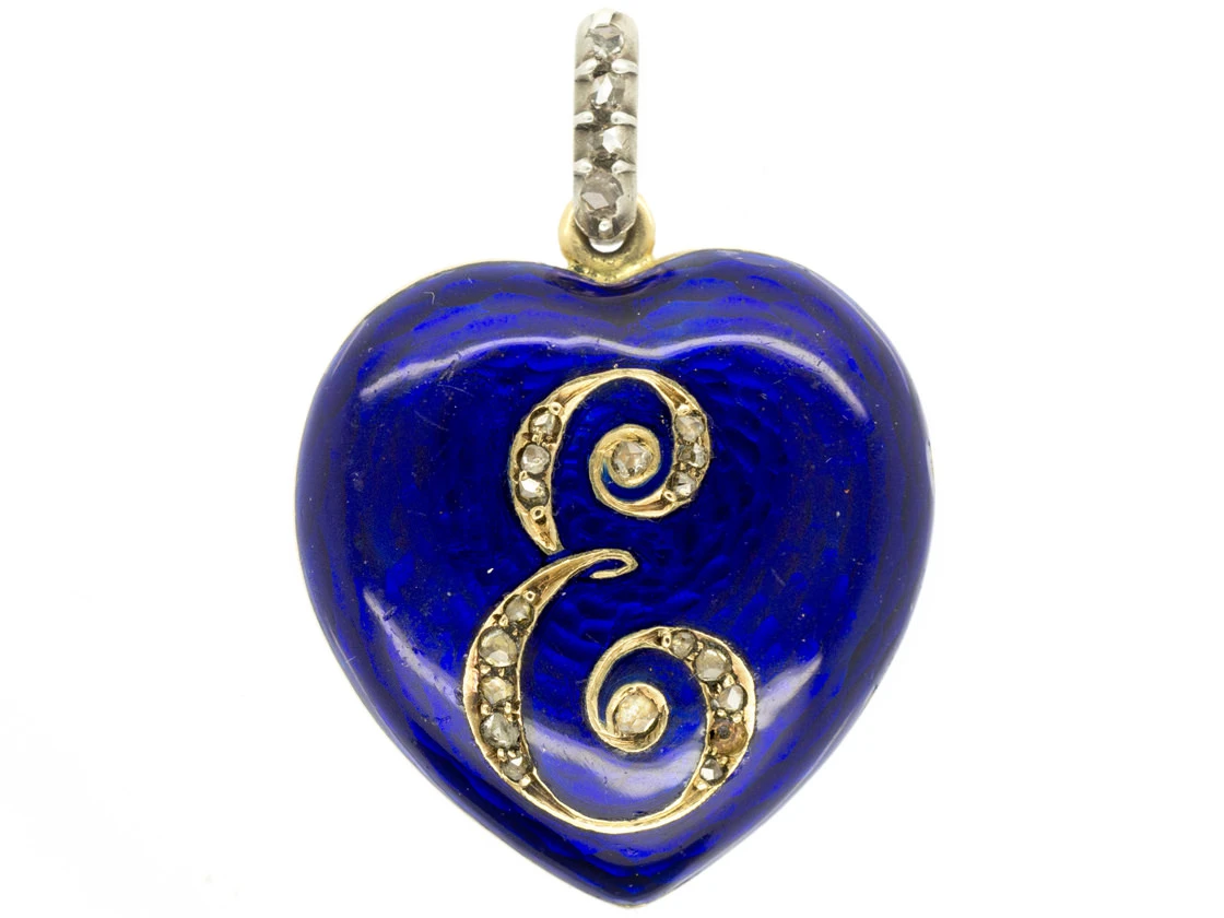 18ct Gold Victorian Heart Pendant With The Initial E In The Original Case 3 18ct Gold Victorian Heart Pendant With The Initial E In The Original Case